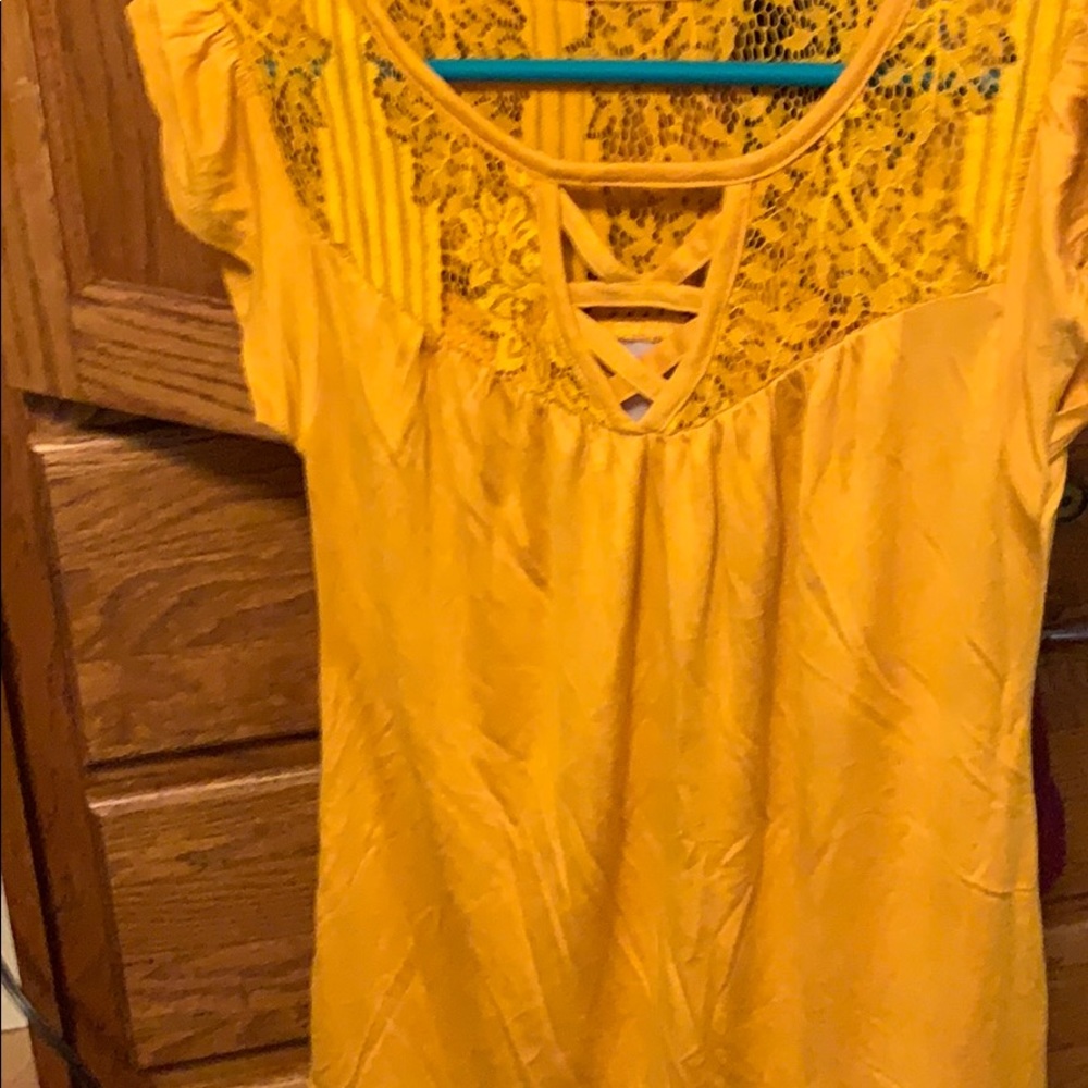 Mustard yellow cute lace top